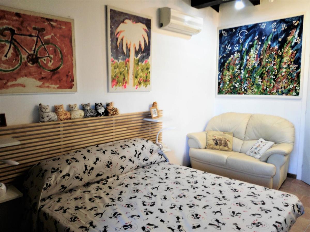 B&B Glamping Semaforo Capo Sperone SantʼAntìoco 外观 照片