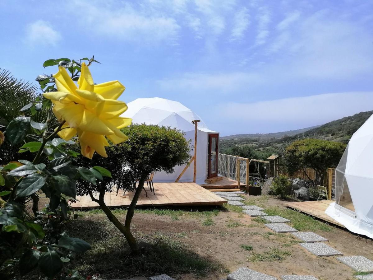 B&B Glamping Semaforo Capo Sperone SantʼAntìoco 外观 照片