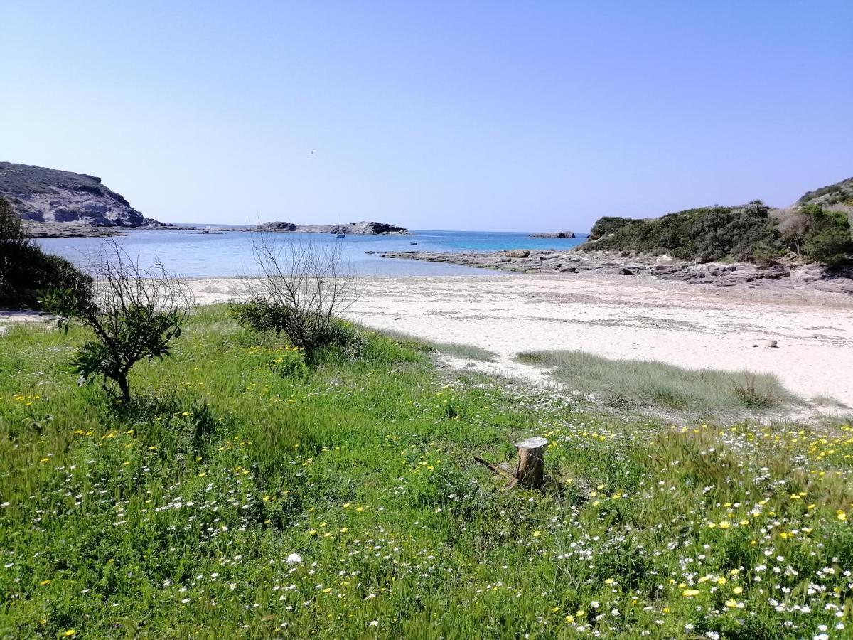 B&B Glamping Semaforo Capo Sperone SantʼAntìoco 外观 照片
