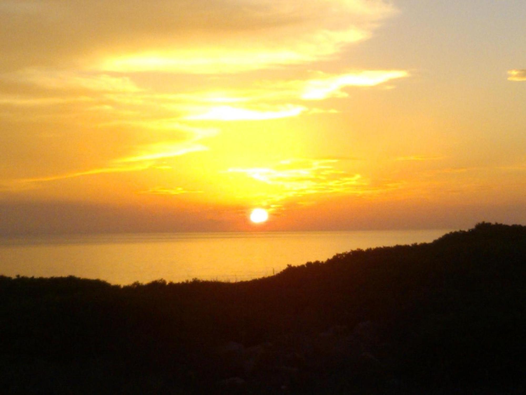 B&B Glamping Semaforo Capo Sperone SantʼAntìoco 客房 照片