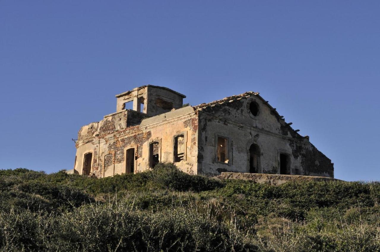 B&B Glamping Semaforo Capo Sperone SantʼAntìoco 客房 照片